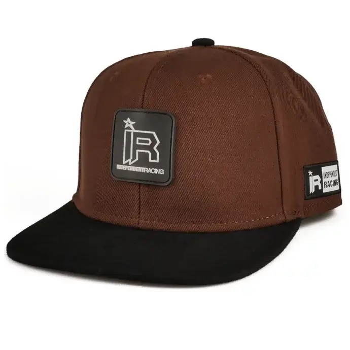 Snapback Kappe “Square” braun - Ansicht von vorne - Independent Racing | Dekore, Accessoires und Motorrad Bekleidung