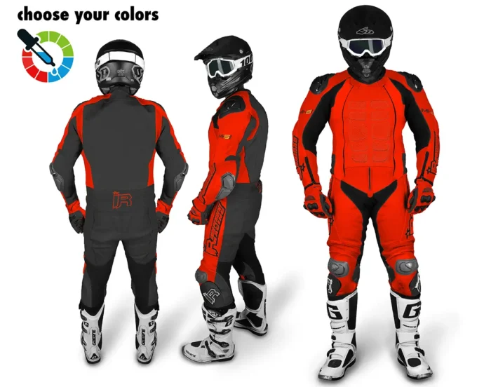 Maßgeschneiderte Lederkombi von Independent Racing in Rot und Schwarz mit Schutzprotektoren, gezeigt aus Front-, Seiten- und Rückansicht.